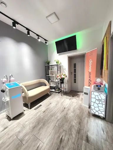 𝐀𝐏𝐎 | 𝐁𝐄𝐀𝐔𝐓𝐘 & 𝐏𝐈𝐄𝐑𝐂𝐈𝐍𝐆 𝐒𝐓𝐔𝐃𝐈𝐎 𝐒𝐭𝐚𝐥𝐨𝐰𝐚 𝐖𝐨𝐥𝐚 | experturody.pl